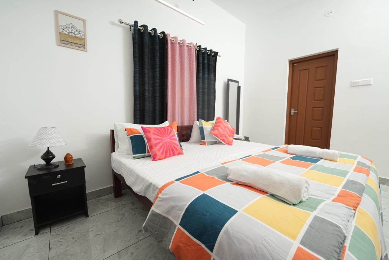 ורקלה Villa Mantraa מראה חיצוני תמונה