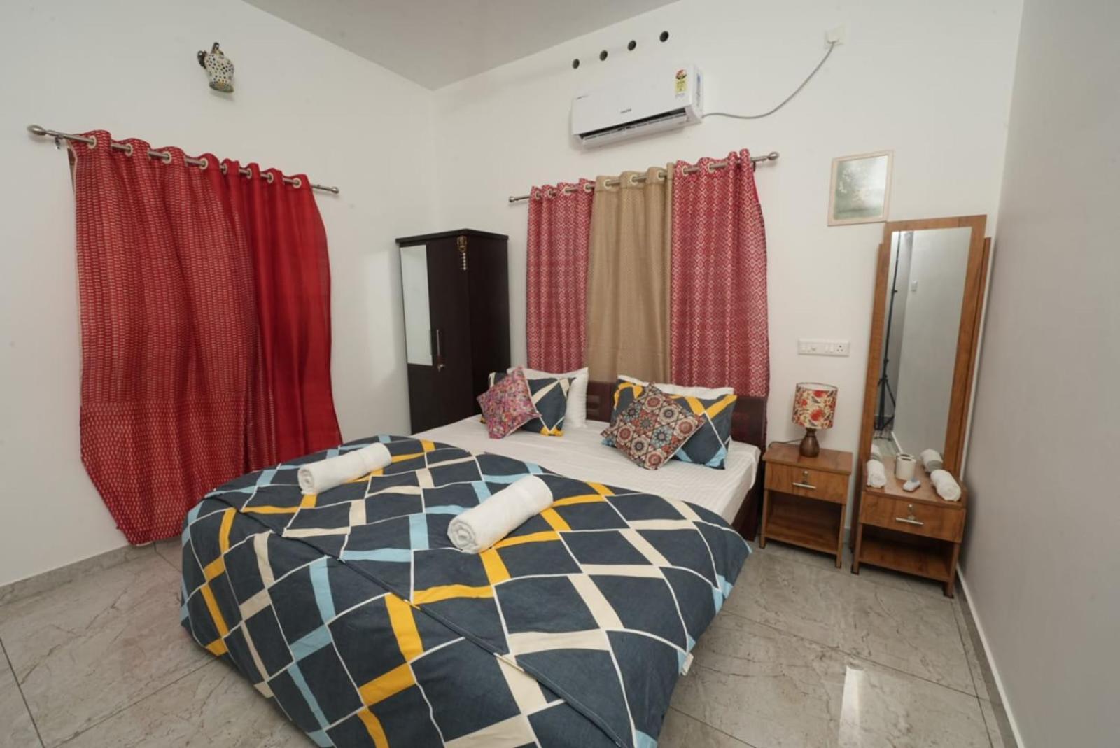 ורקלה Villa Mantraa מראה חיצוני תמונה